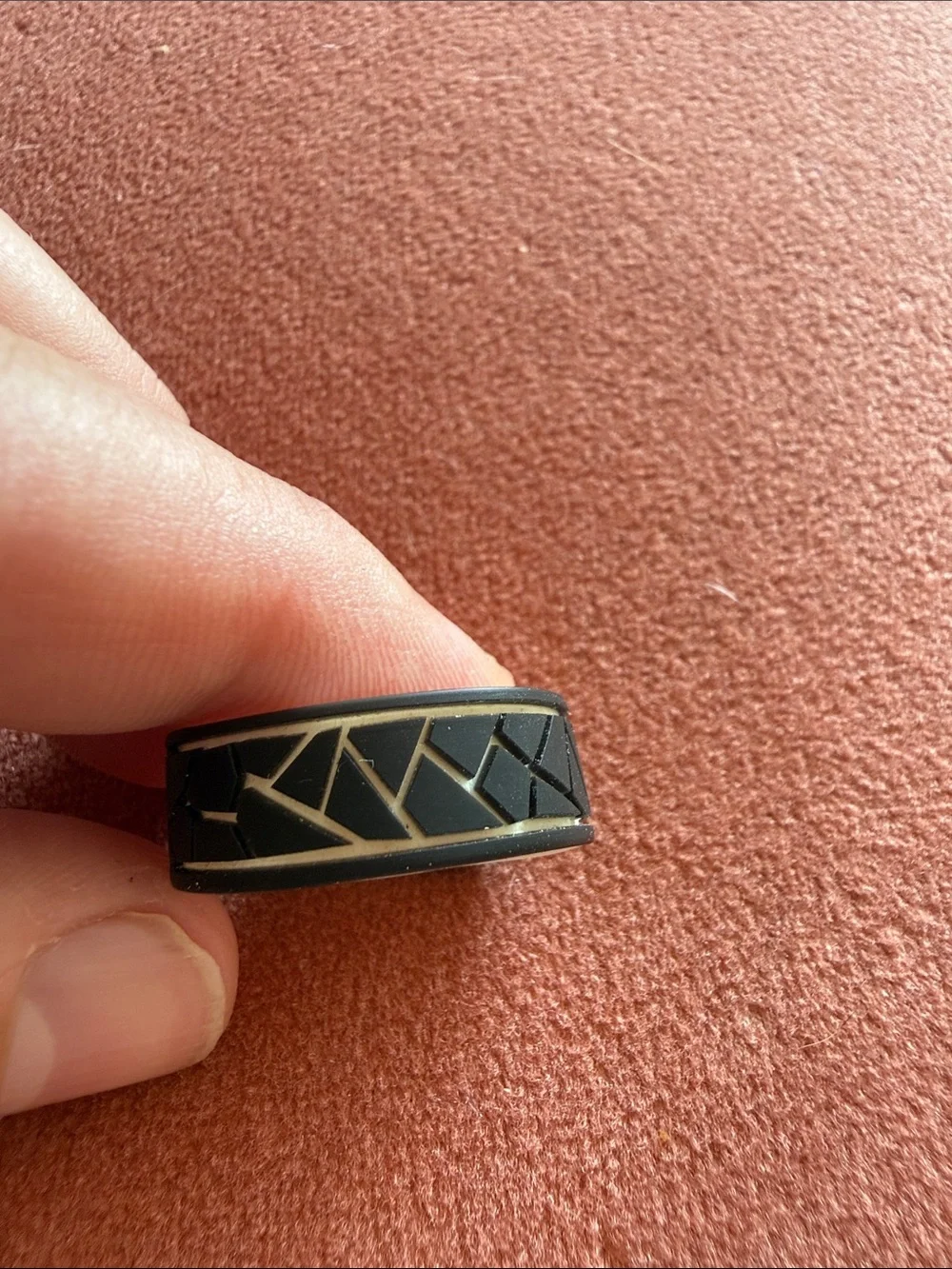 Qalo Men's Strata Dale and Amy Earnhardt Silicone Ring Sz 11